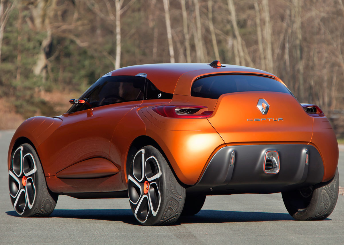 Der er smurt tykt på i designet af Renault Captur, men nogle af linjerne og selve idéen er alvorligt ment. 