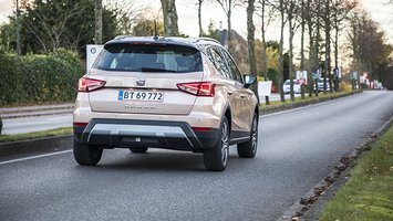 Seat Arona bagfra