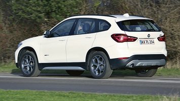 BMW X1 bagfra