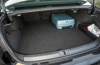 VW Passat GTE bagagerum