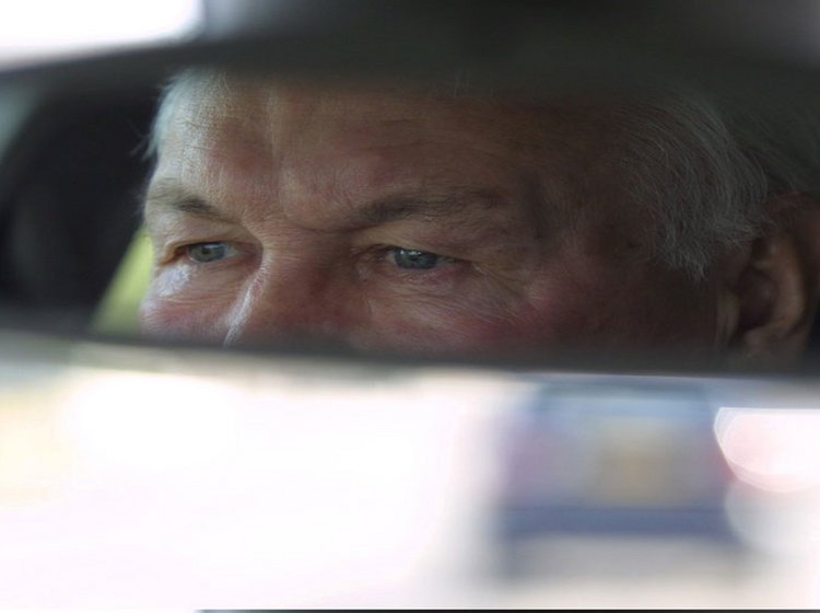 Fra 1. juli er der ikke længere aldersloft på kørekort, hvilket samtidig betyder, at der ikke længere er krav om lægeattest i forbindelse med fornyelse af kørekortet.