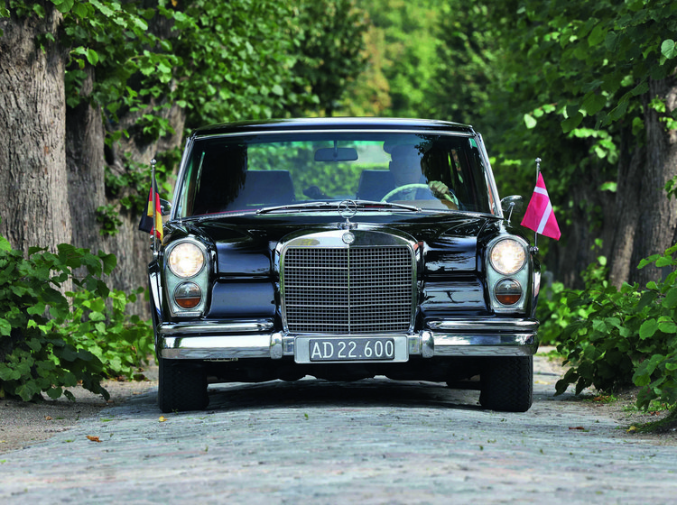 Mercedes 600