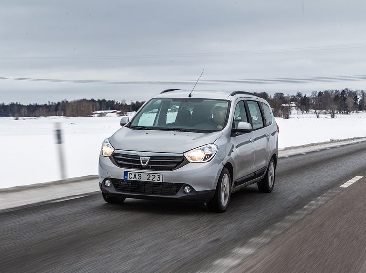 Dacia Lodgy bliver første model i Danmark. Det er en stor fem-eller syvpersoners MPV. 